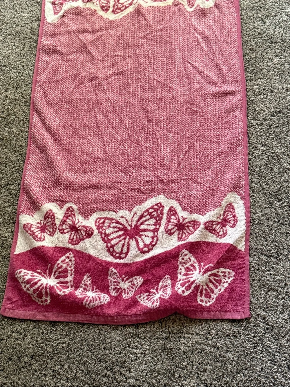Vintage Pink Butterfly Cotton Bath Towel - pink and white 20x39.5”